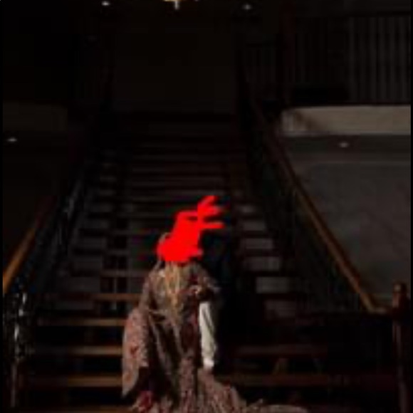 Wedding dress - Picture 8 of 8